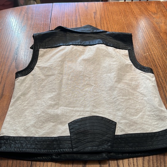 Bar III Faux Leather And  Linen Vest With Zipper Closure Size L - Picture 7 of 8
